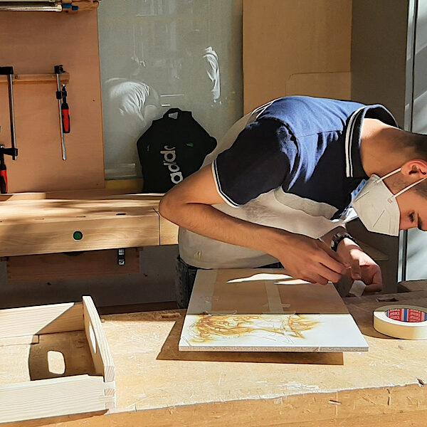 3CA19287-BEC9-4F5F-97E0-6ED7190EFB8A