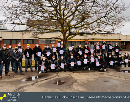 Kfz-Mechatroniker-Gesellen haben es geschafft