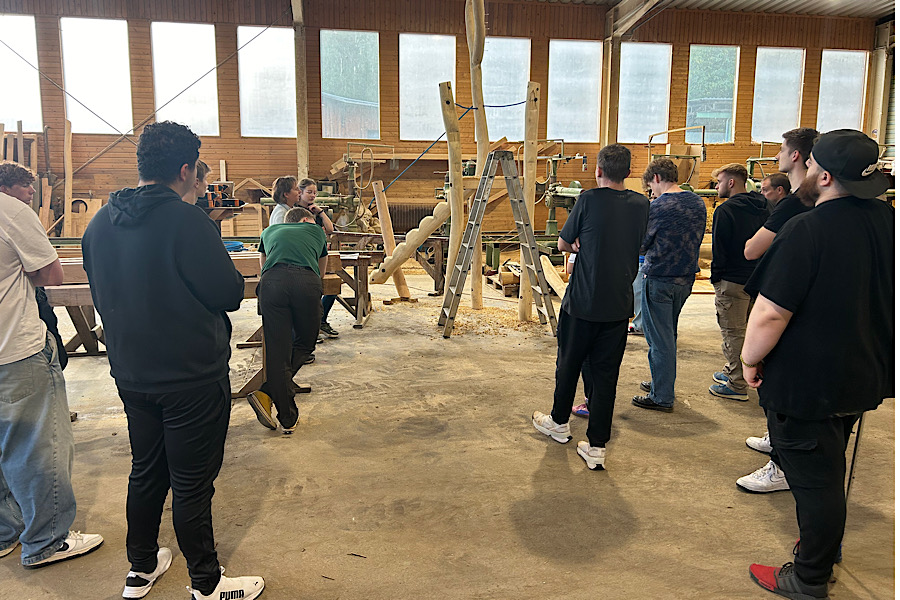 IMG_2024-11-10-190910 IMG_2024-11-10-190910