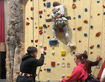Teambuilding in der Kletterhalle