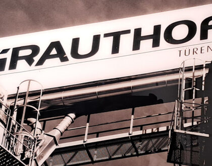 Werksbesichtigung: Spannender Blick hinter die Kulissen eines Türenherstellers